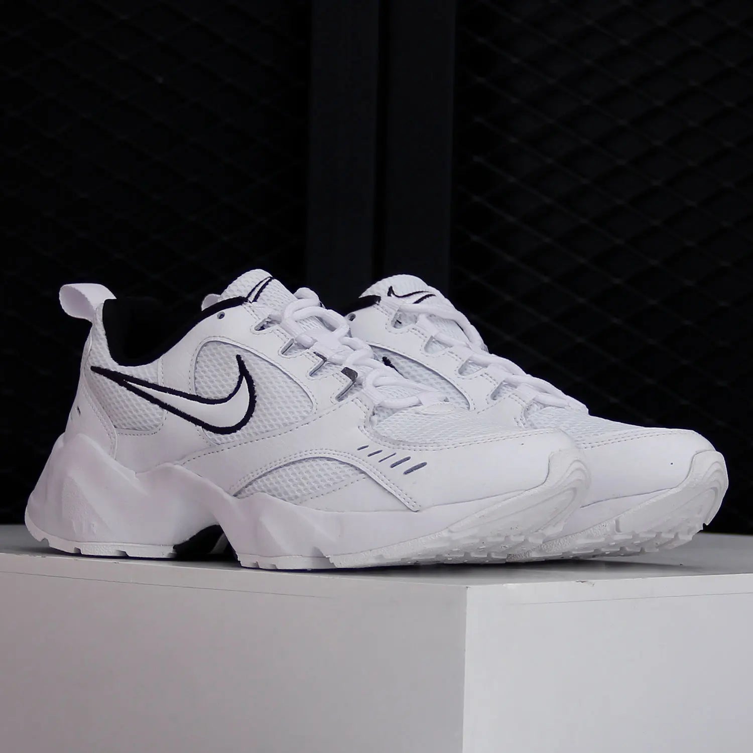 Nike Genuine Air Heights Unisex Lightweight Cushioned Sports Shoes CI0603-102